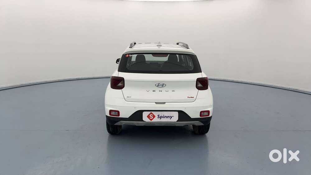 Hyundai Venue Sx Plus Turbo Dct, 2022, Petrol