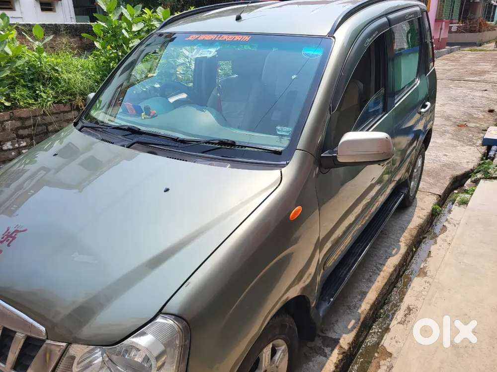 Mahindra Quanto Top Model