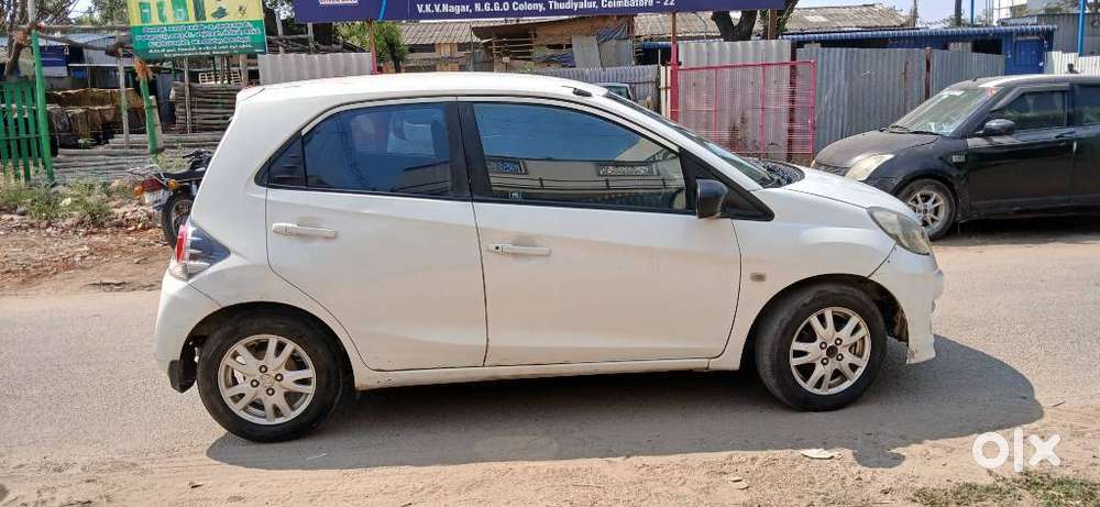 Honda Brio 2011-2013 V Mt, 2013, Petrol