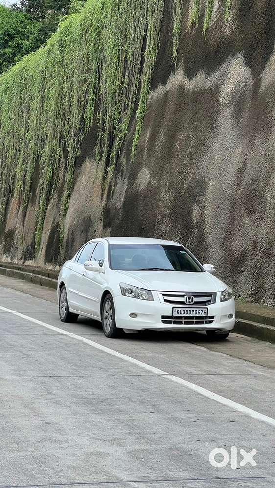 Honda Accord 3.5 V6 2009 Km Driven