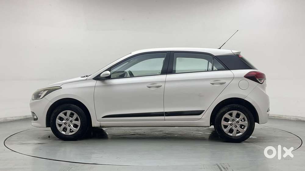 Hyundai Elite I20 [ ] 1.2 Sportz, 2015, Petrol