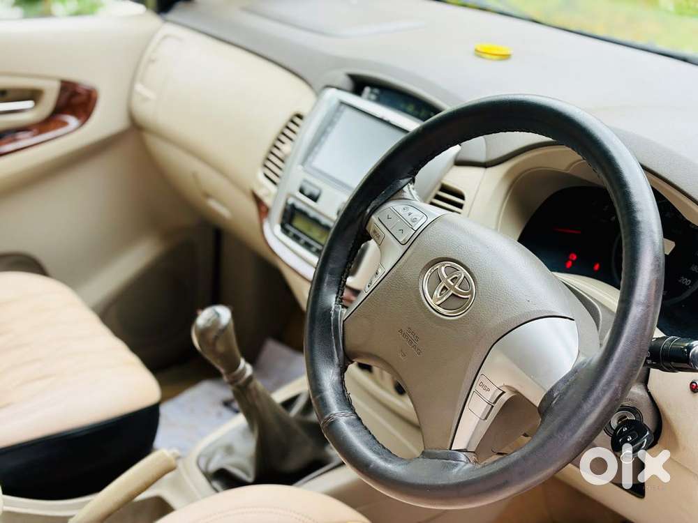 Toyota Innova 2.5 Vx 8 Str, 2012, Diesel