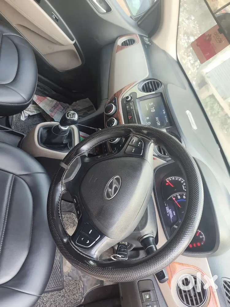 Hyundai I10 Sportz 2018 Variant