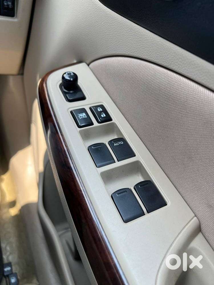 Maruti Suzuki Dzire 1.2 Zxi Amt, 2018, Petrol