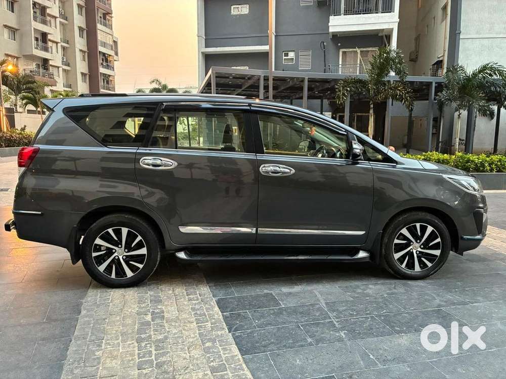 Toyota Innova Crysta 2021 Diesel Well Maintained