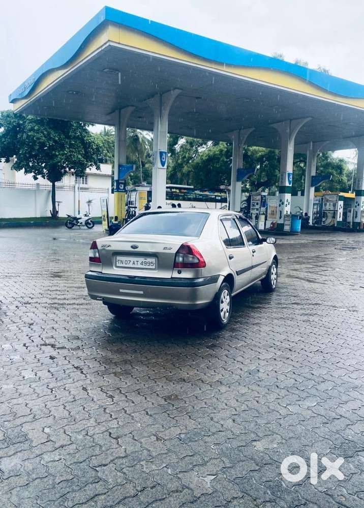 Ford Ikon 2007 Petrol 80000 Km Driven