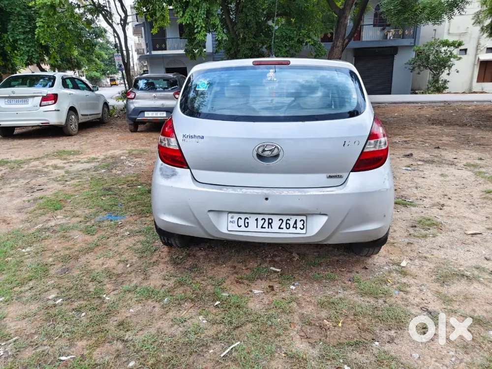 Hyundai I20 Spotz 2011 Model