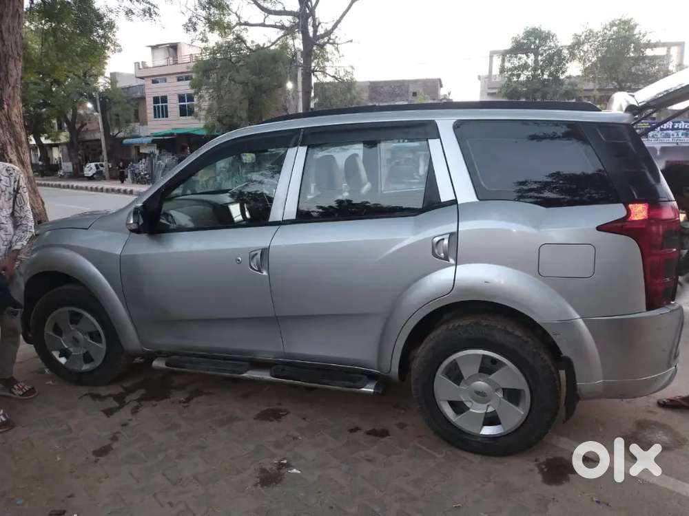 Mahindra Xuv500 2015