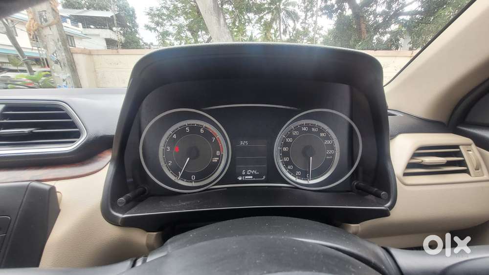 Maruti Suzuki Swift Dzire 1.2 Vxi Bsiv, 2017, Petrol