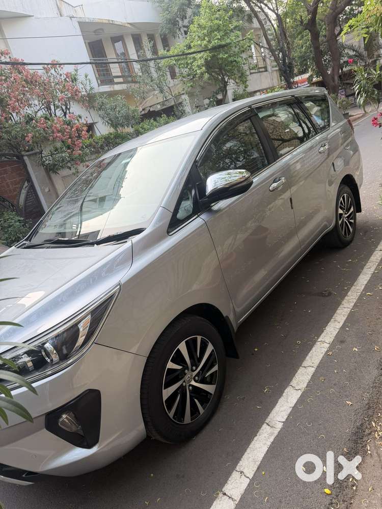 Toyota Innova Crysta [2020-ongoing] 2.4 Zx At 7 Str, 2022, Diesel
