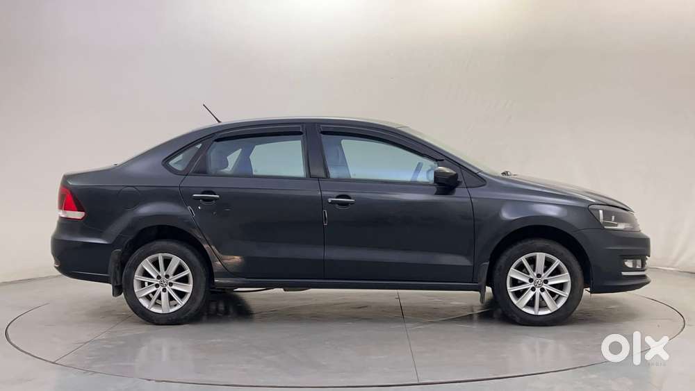 Volkswagen Vento Petrol Highline, 2015, Petrol