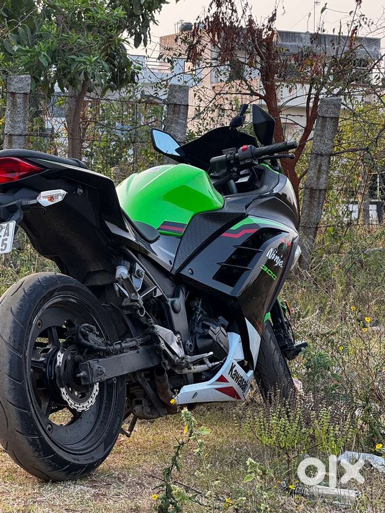 Kawasaki Mauritius added a new (Kawasaki ninja 300 2022