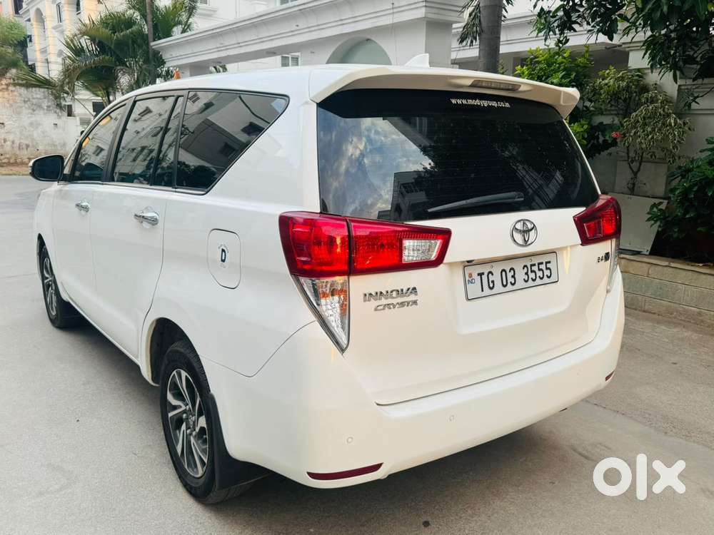 Toyota Innova Crysta 2.4 V, 2023, Diesel