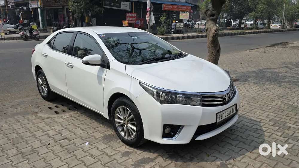Toyota Corolla Altis 2014