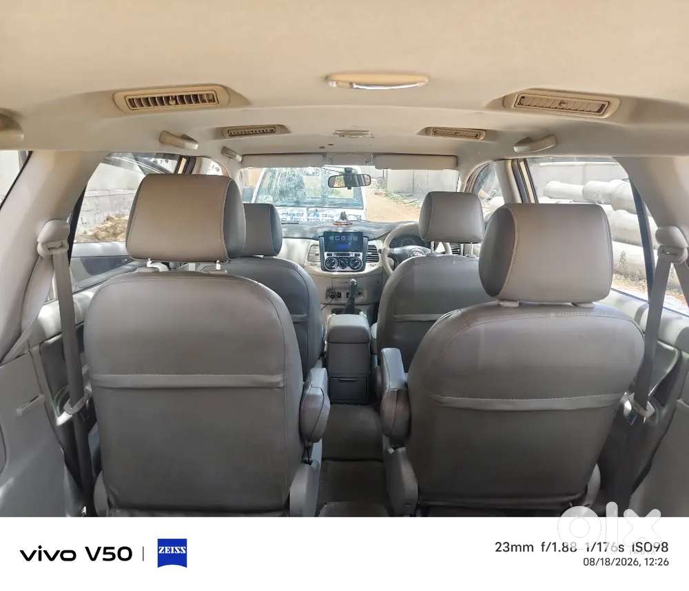 Toyota Innova 2.5 Vx 2010