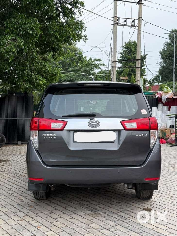 Toyota Innova Crysta 2.4 G Mt, 2018, Diesel