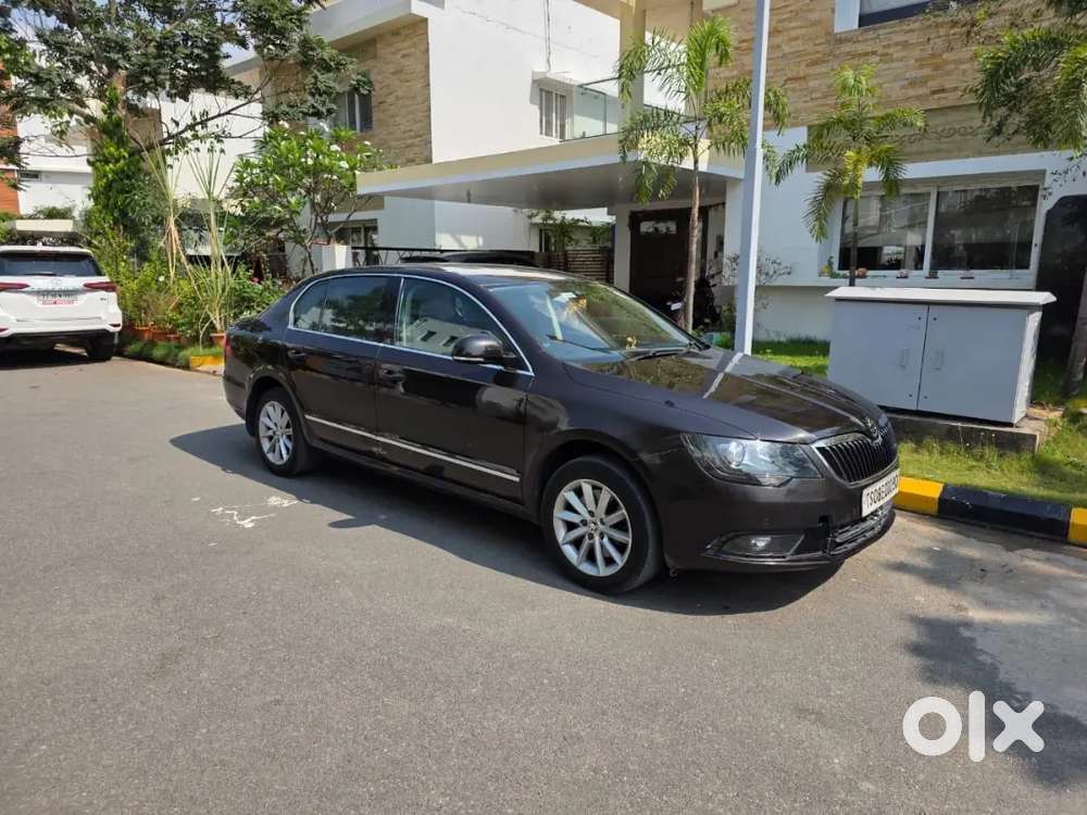 Skoda Superb/ Manual/2015/petrol/well Maintained