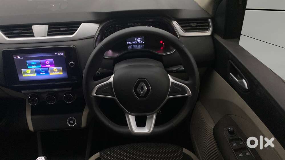 Renault Triber Rxz, 2021, Petrol