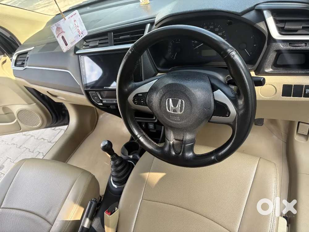 2018 Honda Amaze S ( Pride Edition)petrol Manual