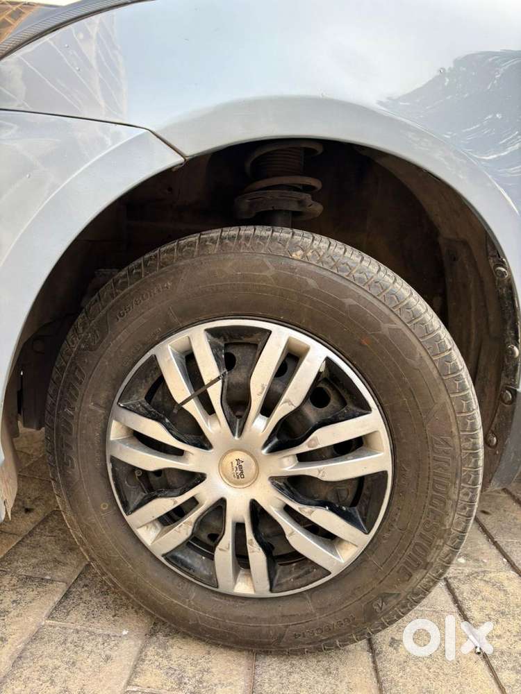 Maruti Suzuki Dzire 1.2 Vxi, 2015, Petrol