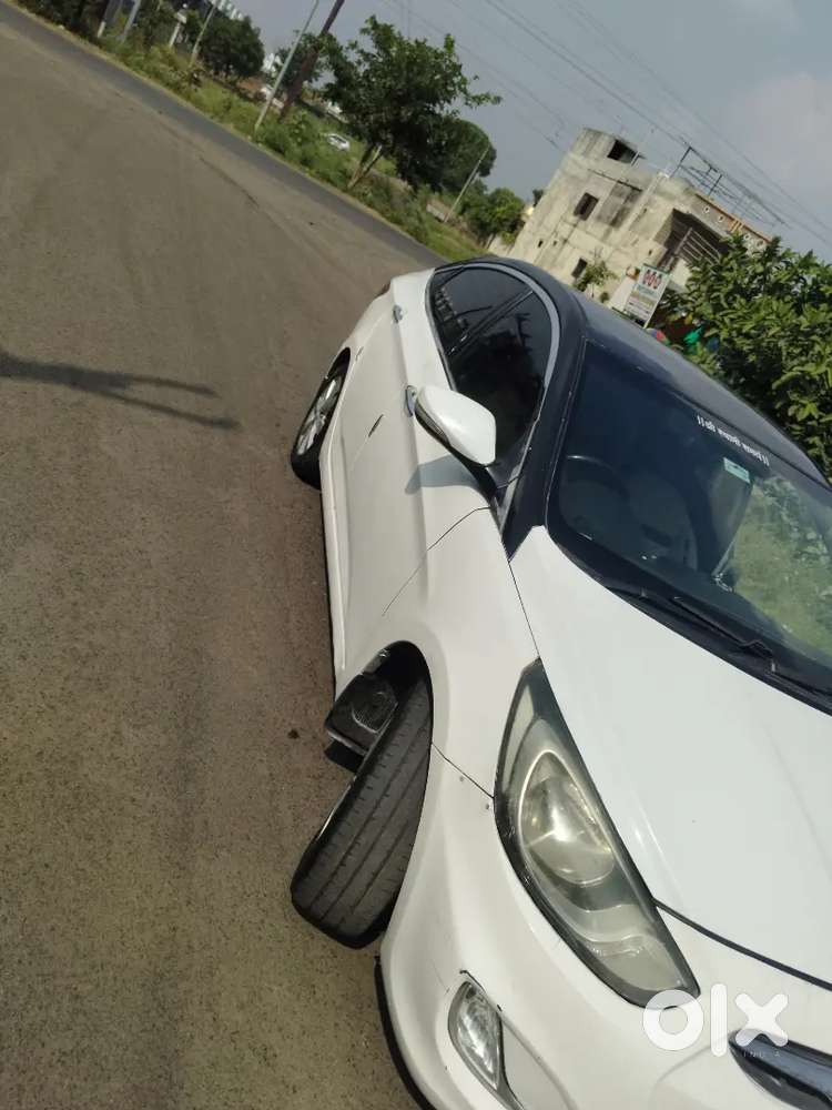 Hyundai Verna Diesel Manual 2012
