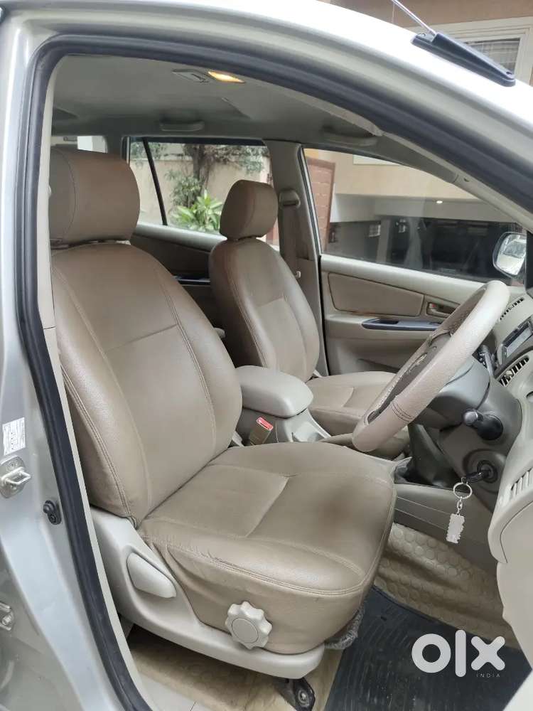Toyota Innova 2010 Diesel 99600 Km Driven