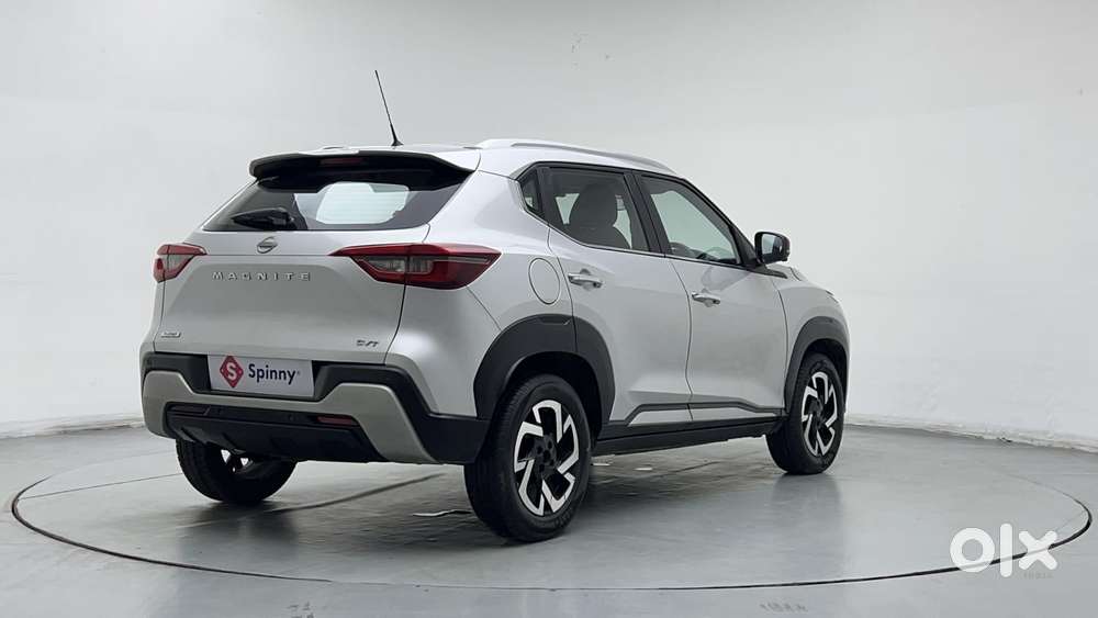 Nissan Magnite 1.0 Xv Premium Turbo Cvt, 2022, Petrol