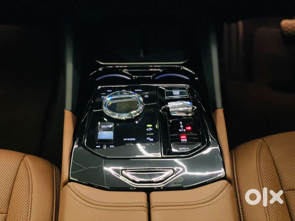 Bmw 5 Series 2.0 530i Sport Line, 2024, Petrol