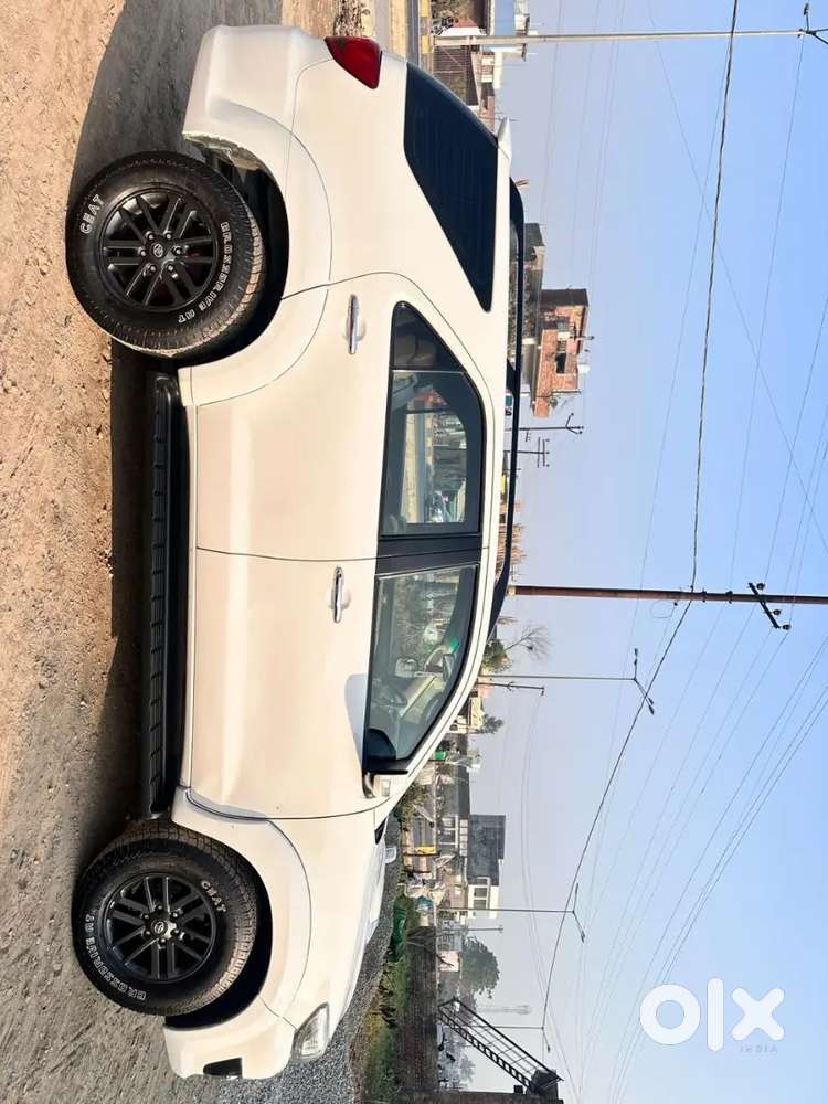 Toyota Fortuner 2016 Diesel 110000 Km Driven