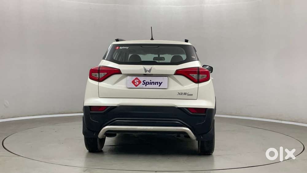 Mahindra Xuv300 W6, 2023, Petrol