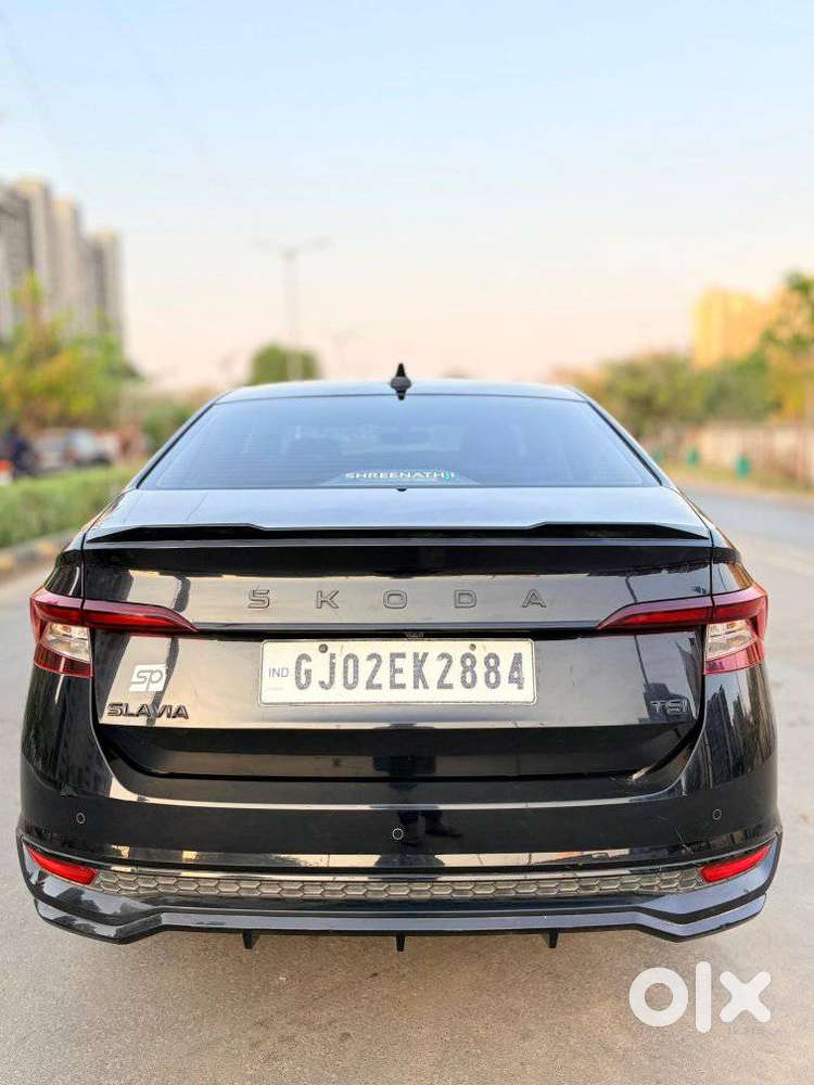 Skoda Slavia Style Matte 1.0 Tsi At, 2025, Petrol