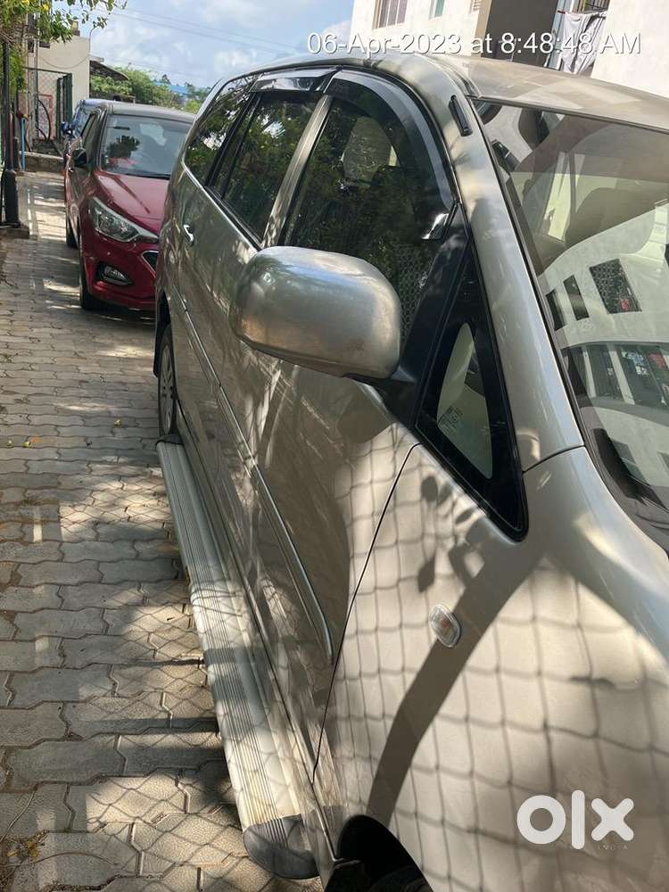 Toyota Innova 2013 Diesel 106000 Km Driven