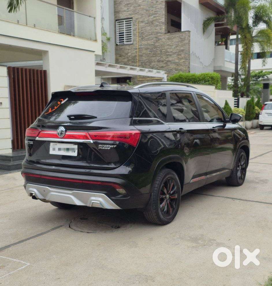 Mg Hector Plus Sharp Pro Blackstorm 1.5 Turbo Petrol Cvt 7 Str, 2020..