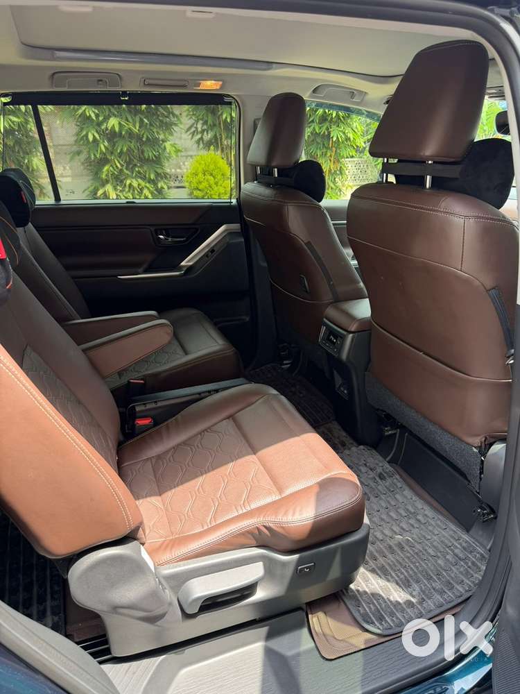 Toyota Innova Hycross Zx 2025 Petrol Hybrid