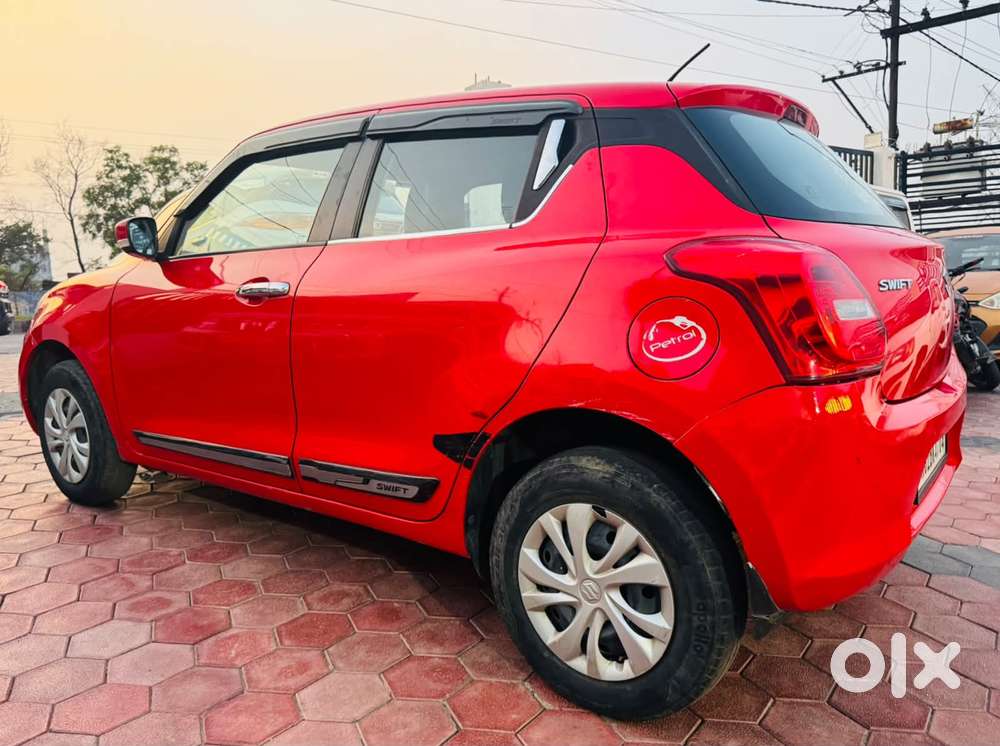 Maruti Suzuki Swift Vxi Abs Bsiv, 2022, Petrol