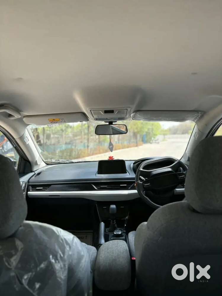 Tata Curvv Petrol Manual 2025 Km Driven