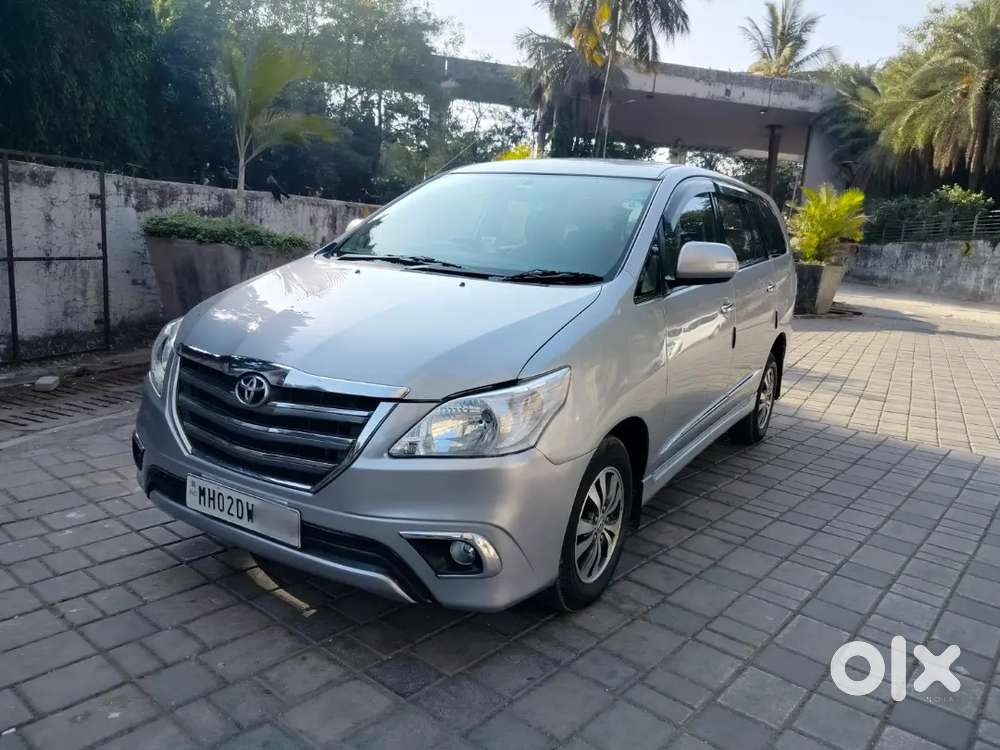 Toyota Innova 2015 V Diesel 7 Str 84000 Km Driven Excellent Condition