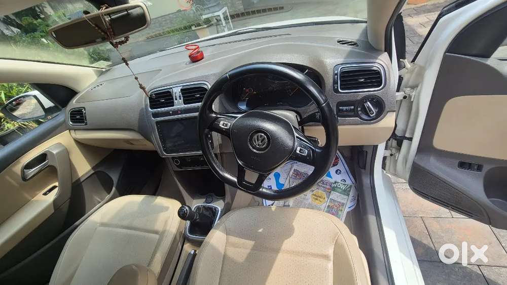 Full Clear Family Car