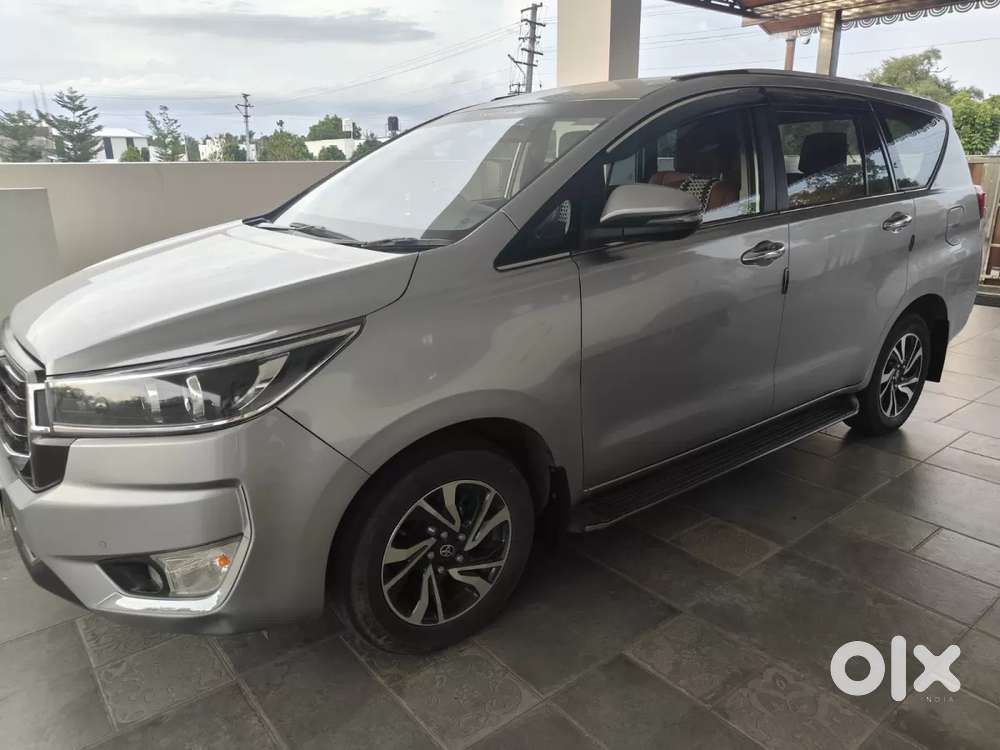 Toyota Innova Crysta [2020-ongoing] 2.4 Vx 8 Str, 2023, Diesel
