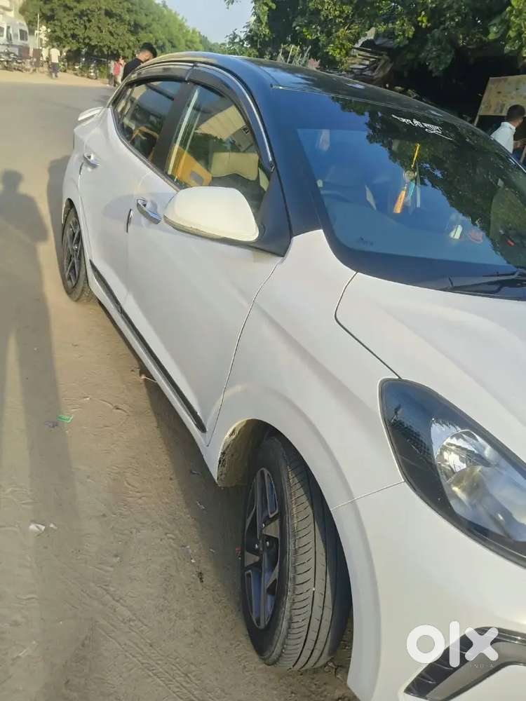 Hyundai Aura Sx 2025