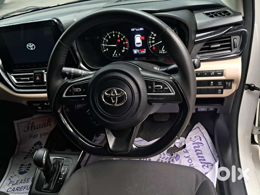 Toyota Glanza 1.2 V Amt, 2025, Petrol