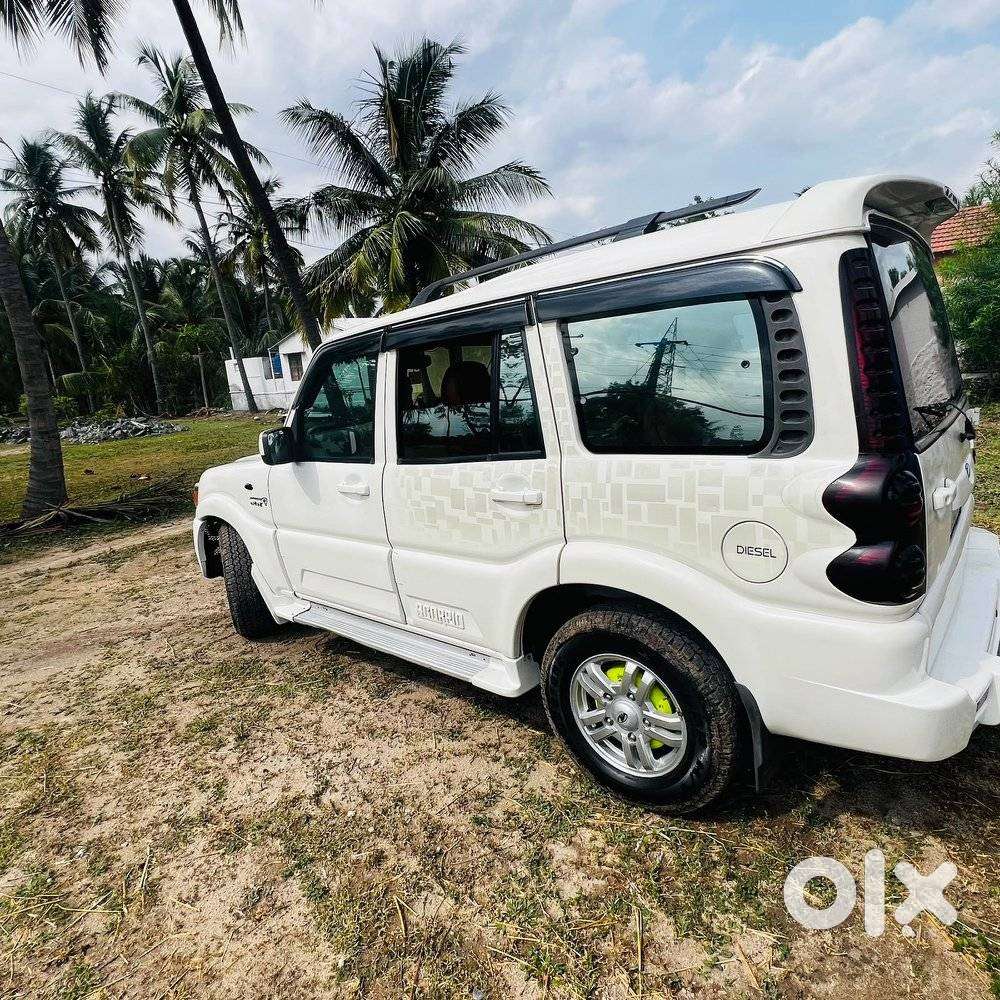 Mahindra Scorpio Vlx 2wd Airbag Bsiv, 2013, Diesel