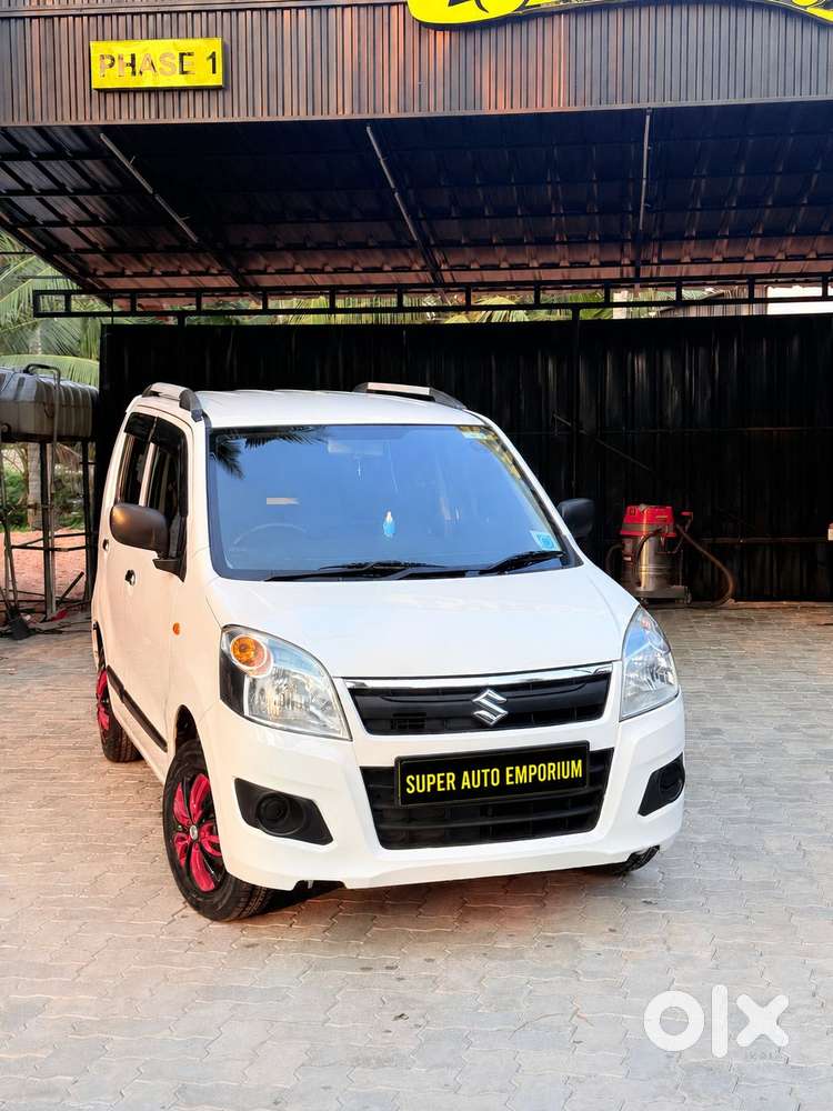 Maruti Suzuki Wagon R Lxi Optional, 2016, Petrol