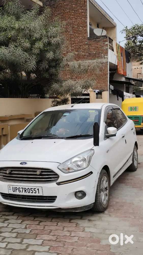 Selling Ford Figo Aspire Top Model