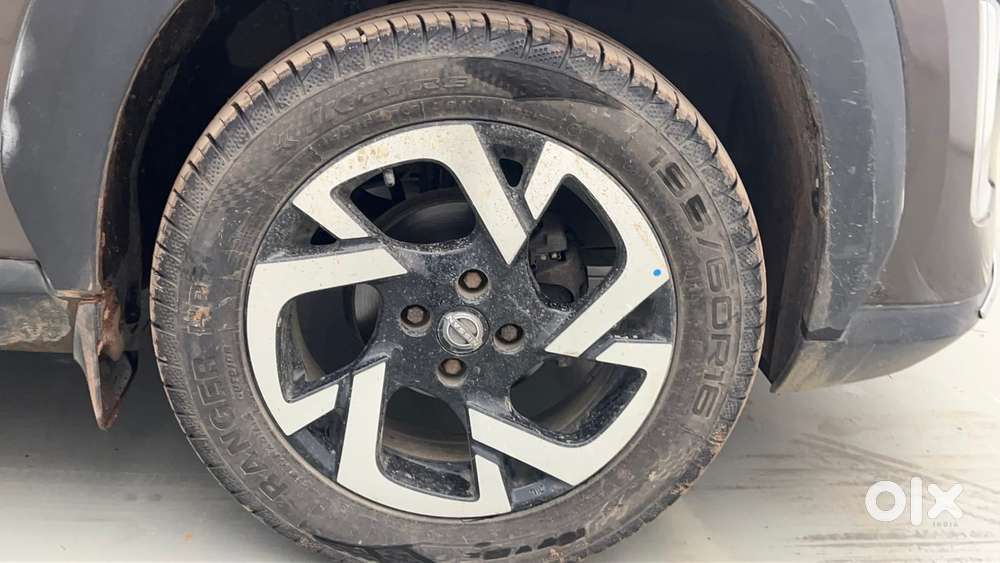 Nissan Magnite Xv Turbo, 2021, Petrol