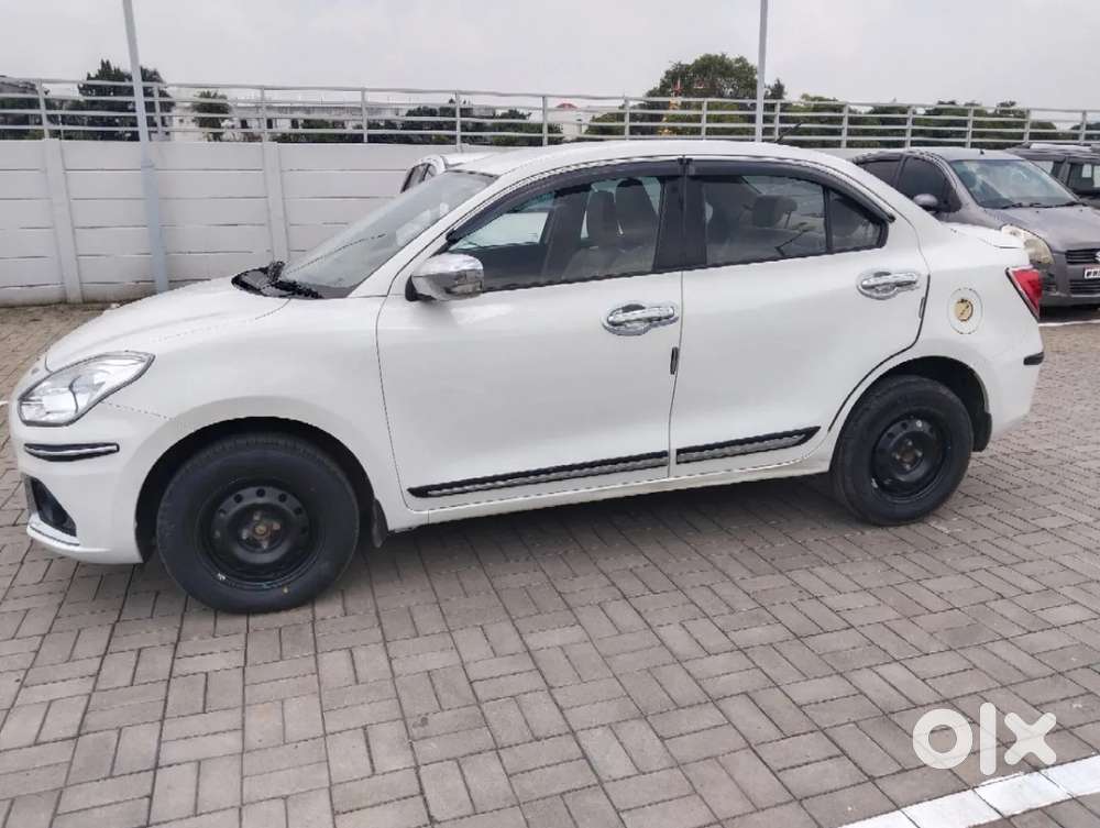Maruti Suzuki Dzire 1.2 Vxi, 2024, Petrol