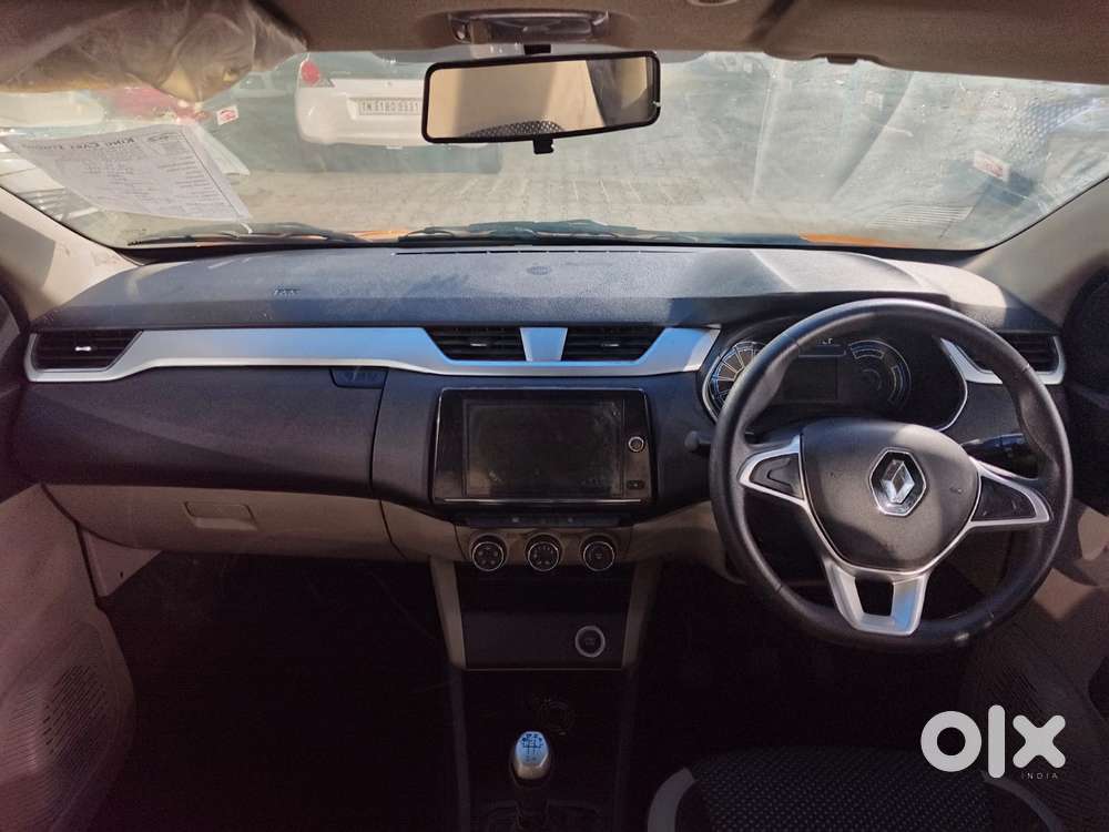 Renault Triber Rxz, 2019, Petrol