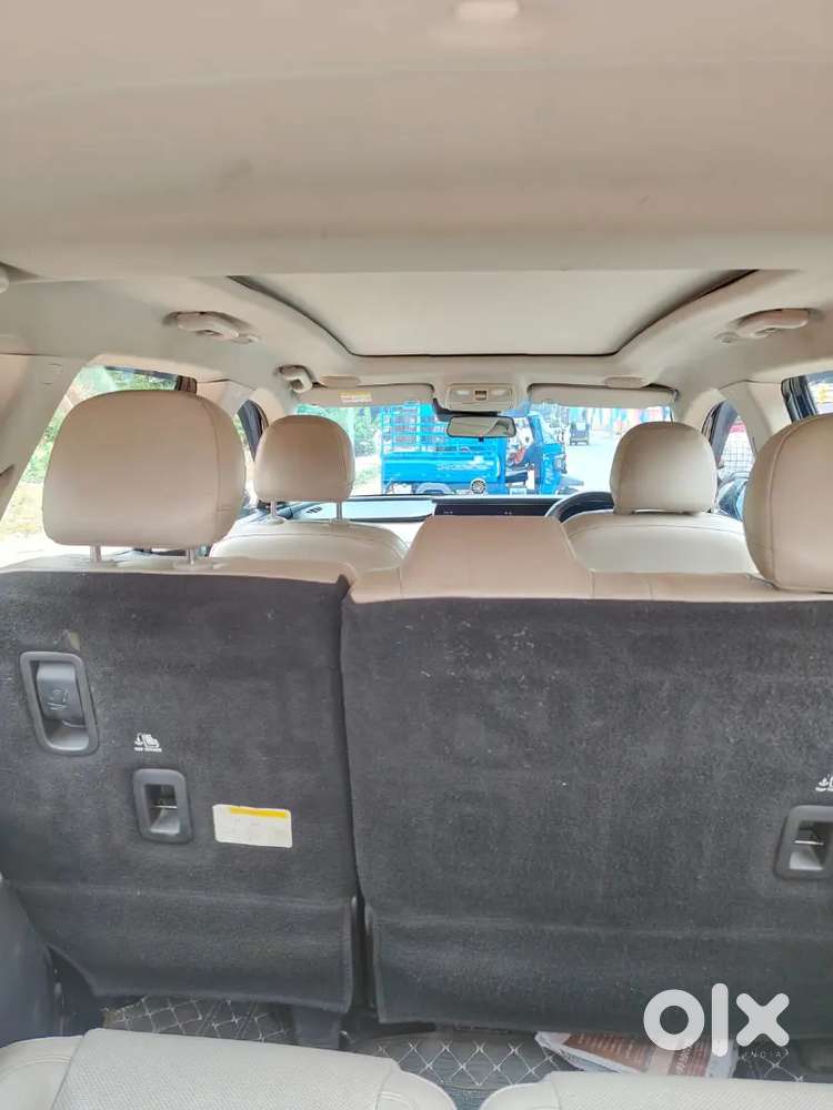 Mahindra Xuv700 Diesel At 2022