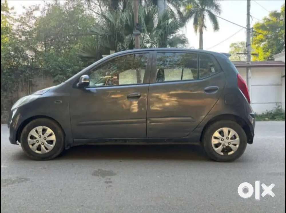 Hyundai I10 2011 Cng & Hybrids Well Maintained