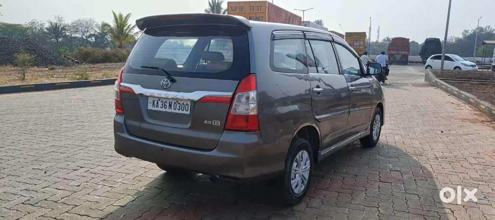 Toyota Innova 2.5 G1 2012